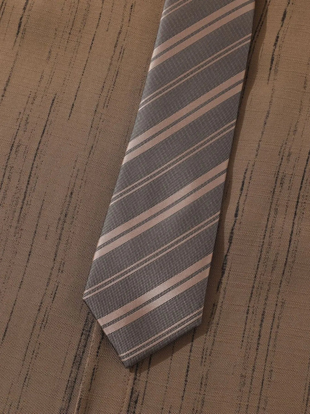 3e18b870e27f4bd8a34fd86b5eb61e40-Max-Origin