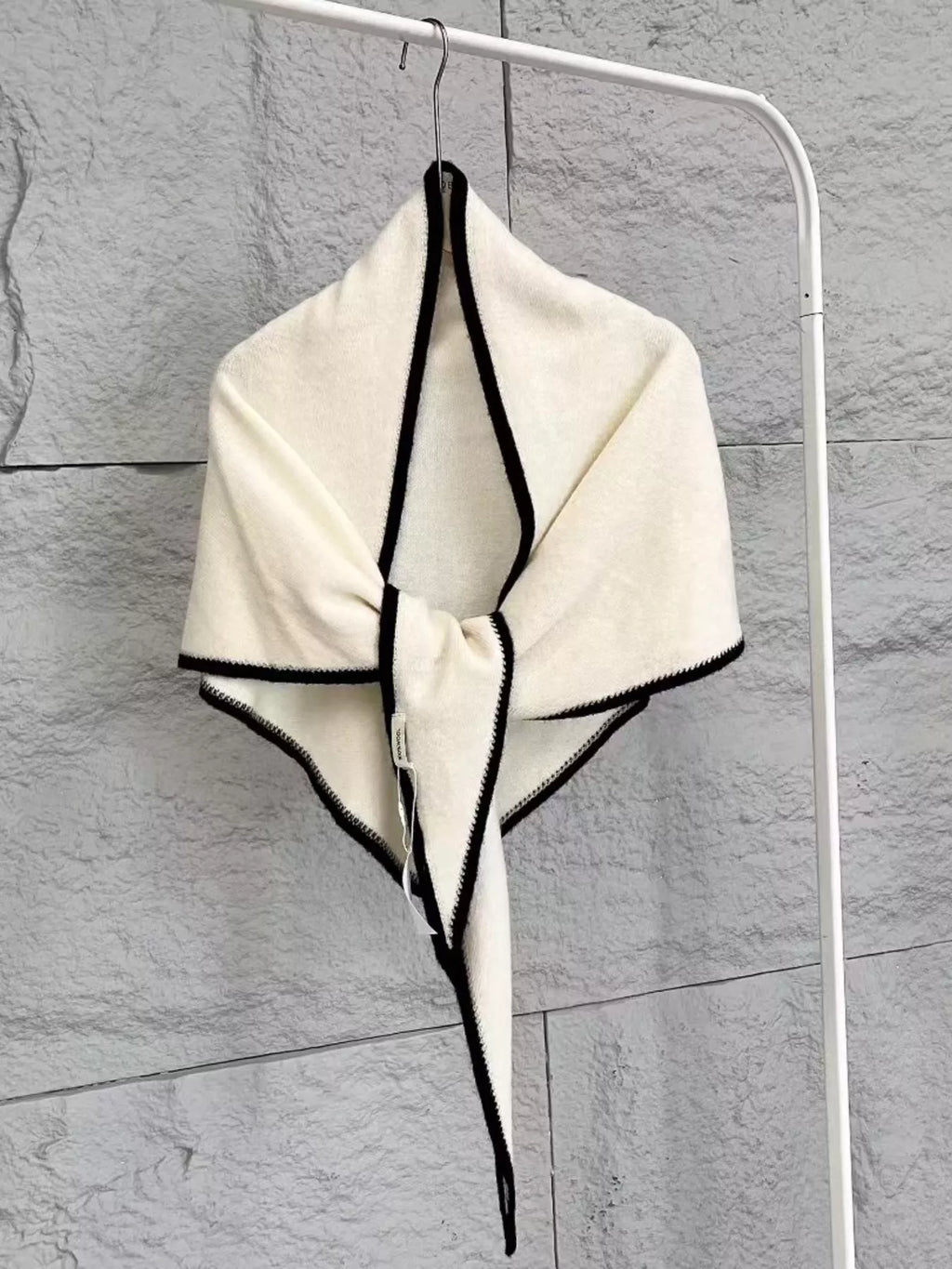 4b8da52a7fd24d82a68fb325038bd7a4-Max-Origin